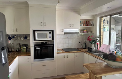 Traviston House | Riverview Cottage
