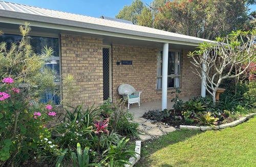 Traviston House | Riverview Cottage