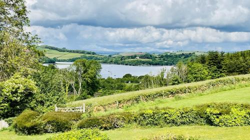 Dittisham House | Riverview - Family river retreat a short walk from the quay
