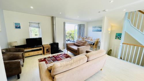 Dittisham House | Riverview - Family river retreat a short walk from the quay