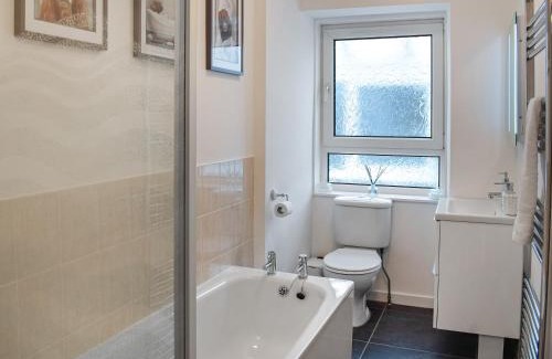 Bridge of Allan House | Riverview