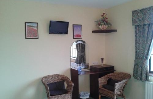 Athlone House | Riverview House