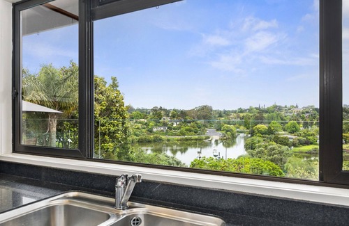 Kerikeri House | Riverview Landing - Kerikeri Holiday Home