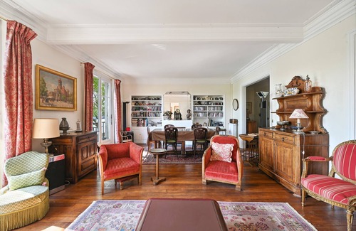 Auteuil Apartment | Riverview Reverie, by Veeve
