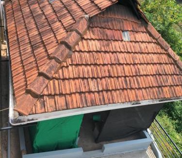 Madikeri Apartment | Riverview white villa