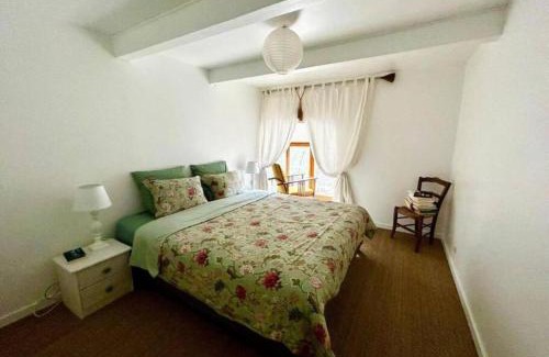 Burzet Apartment | Rives de Bourges