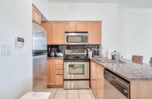 Fort York Apartment | RivetStays - The Atlantis