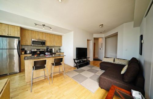 Downtown Toronto Apartment | RivetStays - The Bremner I