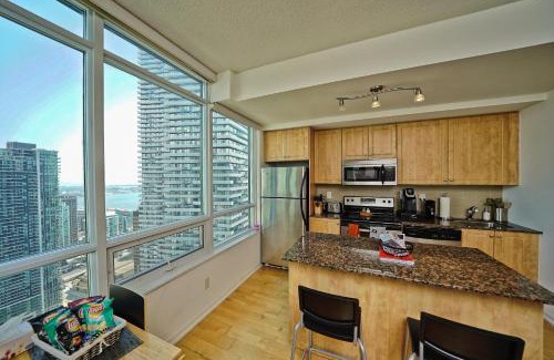 Downtown Toronto Apartment | RivetStays - The Bremner I