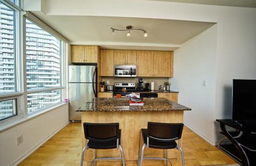 Downtown Toronto Apartment | RivetStays - The Bremner I