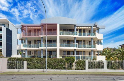 Port Macquarie Apartment | Riviera 306