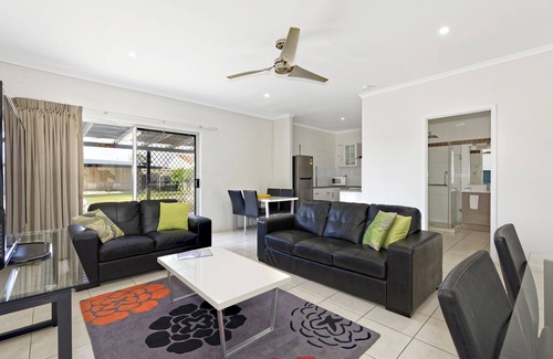 Bundaberg West Hotel | Riviera Motel Bundaberg