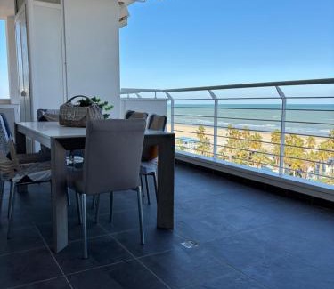 Giulianova House | RIVIERA PALACE - TRILO SEA FRONT- Narramondo Villas