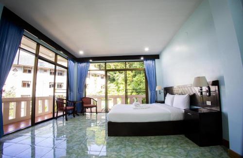 Nanai Road Hotel | Riviera Patong
