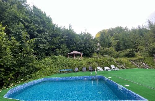 Roztoky Cabin | RIVIERA
