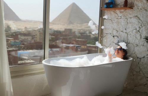 Kafrat al Jabal Apartment | Rixoss Apartment Pyramids View with Jacuzzi