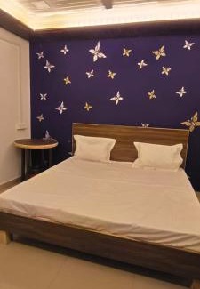 Dewas Hotel | RJ Hotel