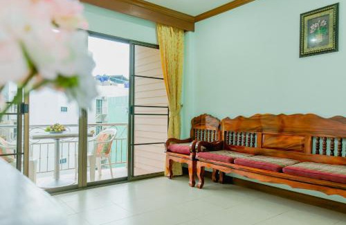 Nanai Road House | RK Guesthouse