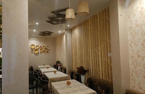 Dewas Hotel | RK Hotel & Restaurant