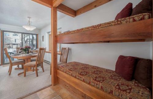 Moose Wilson Road Apartment | RMR: Chokeberry 3814 Condo in The Aspens