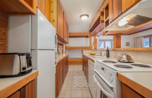 Moose Wilson Road Condo | RMR: Columbine 1011 Condo in The Aspens/Wilson,WY