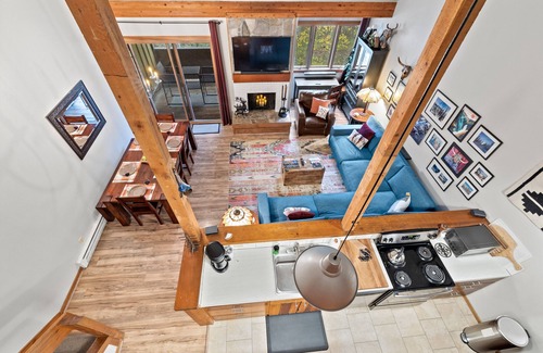 Moose Wilson Road Condo | RMR: Columbine 1023 Condo in The Aspens/Wilson,WY