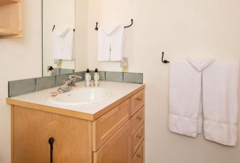 Teton Village Apartment | RMR: La Choumine 8 Condo in Teton Village