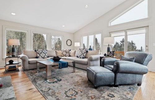 Teton Village House | RMR: Teodori House in Teton Village