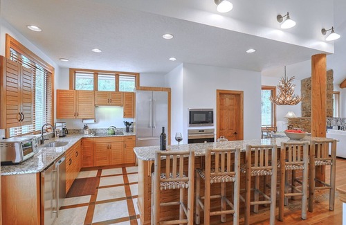 Teton Village House | RMR: Tram Tower 4 Condo in Teton Village