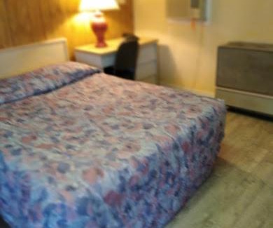 Merritt Hotel | ROAD RUNNER MOTEL MERRITT