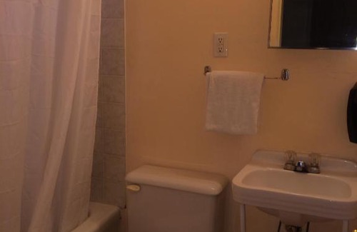 Merritt Hotel | ROAD RUNNER MOTEL MERRITT
