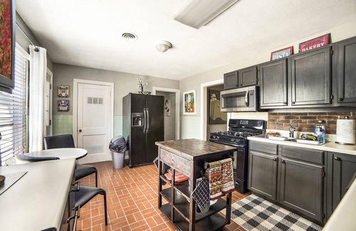 Austin House | Roadrunner - Great location between Austin and Dripping Springs