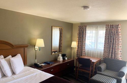Sheridan Hotel | Roadside Motel