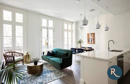 Central Business District House | Roami at St. Charles | 2 Bedroom w/Balcony