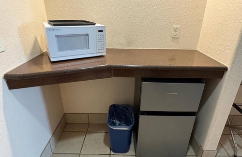 Robinson Hotel | Robinson Inn and Suites