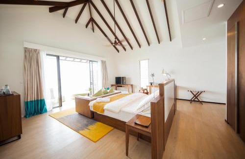 Orivaru Resort | ROBINSON NOONU - All Inclusive