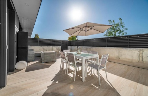 La Roca del Valles Apartment | Roca village holidays