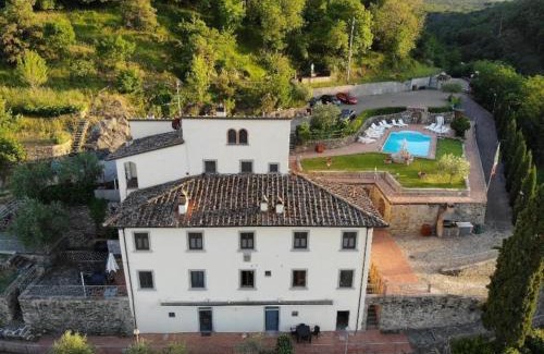 Tavarnuzze Apartment | Rocca Palazzaccio