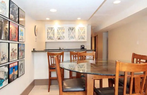 Lower Avenues House | Rock Around the Clock in Avenues!