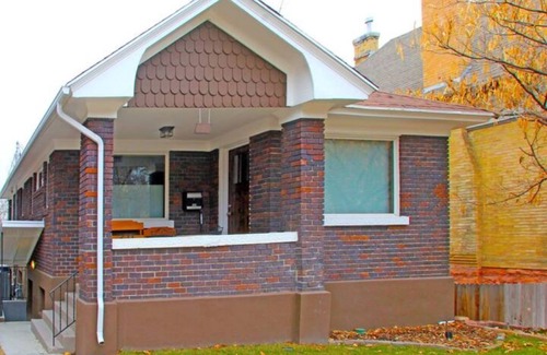 Lower Avenues House | Rock Around the Clock in Avenues!