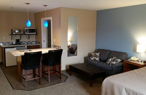 Sabetha Hotel | Rock Creek Hotel