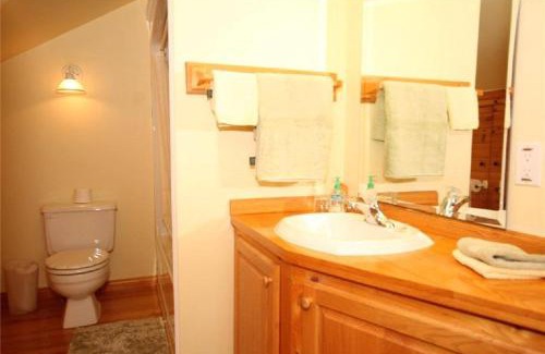 Sharbot Lake Bed & Breakfast | Rock Hill Bed & Breakfast