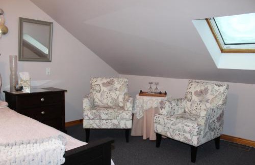 Sharbot Lake Bed & Breakfast | Rock Hill Bed & Breakfast