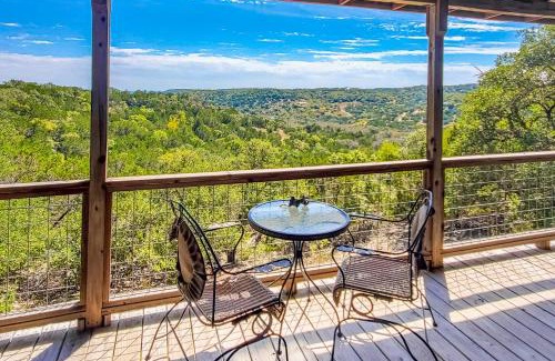 Fredericksburg House | Rock of Ages Cabin at Amazing Grace Canyon
