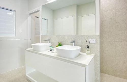 Picnic Bay Villa | Rock Salt Villa 1