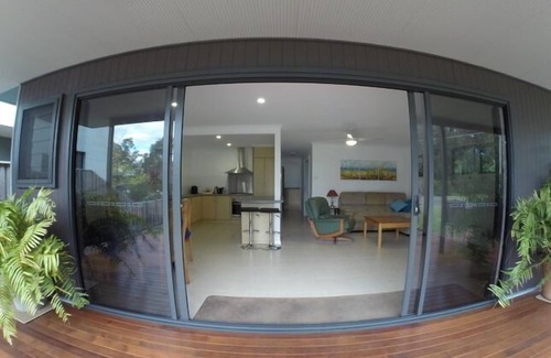 Berrara House | ROCKETZ@BERRARA BEACH