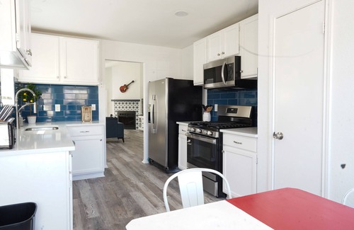 Greenslopes At Lake Creek House | Rockin' Round Rock: 15 Mins to Austin, 2 Mins to DT RR