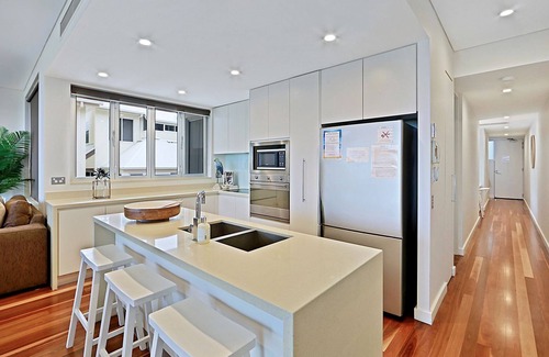 Bargara Apartment | “Rockpool No 4” – Beachfront unit