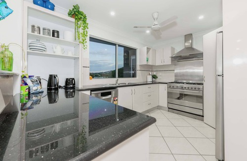 North Ward Apartment | Rockpool Retreat Penthouse | Coastal Luxury