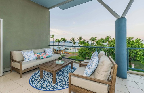 North Ward Apartment | Rockpool Retreat Penthouse | Coastal Luxury
